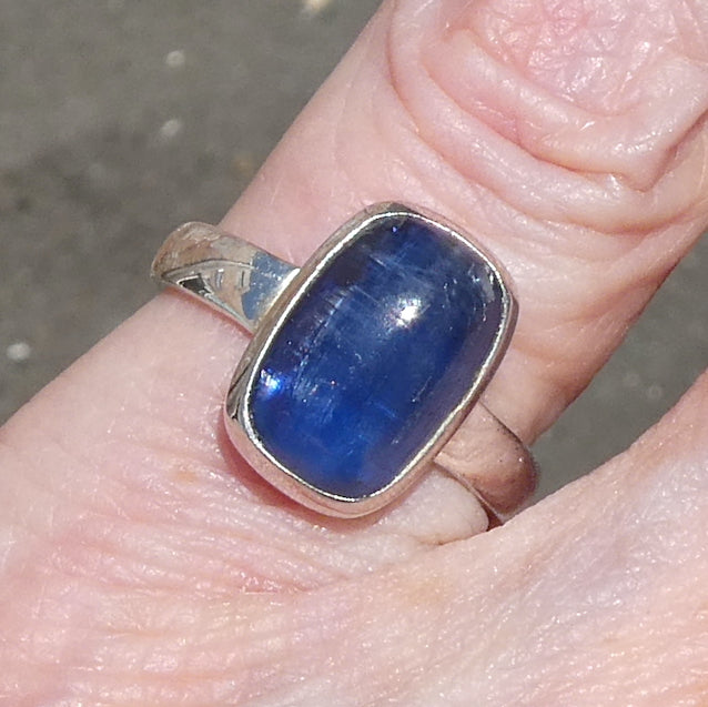 Blue Kyanite Ring | Clear Sapphire Blue | 925 Sterling Silver Setting | Uplift and protect the Heart | US Size 7 | AUS Size N1/2  | Taurus Libra Aries Gemstone | Genuine Gems from Crystal Heart Melbourne Australia since 1986