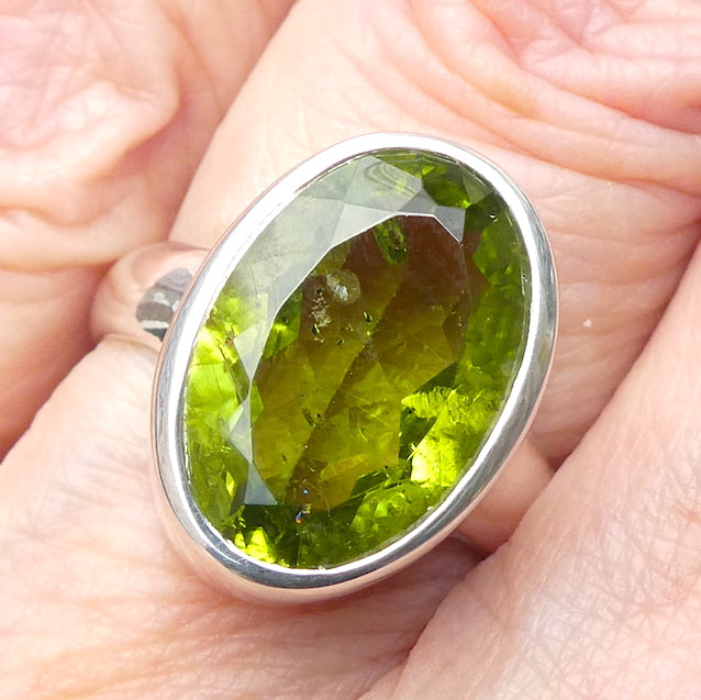 Peridot Ring, Large Faceted Oval, Size 7.75, Fine Sterling Silver, p5