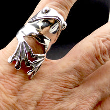 Load image into Gallery viewer, Ring Fantastic Frog | 925 Sterling Silver  | Crystal Heart Melbourne Australia  since 1986