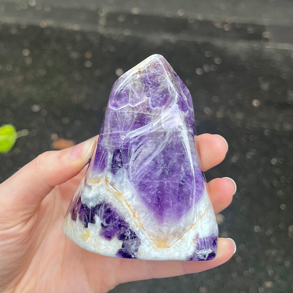 A Grade Amethyst Generator  | Natural point | Polished Top and Side Faces | Cut base so it stands up for meditation | Amethyst is the Spiritual Stone ~ Balancing and Purifying energies and much more | Genuine Gems from Crystal Heart Melbourne Australia since 1986