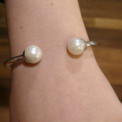 South Sea Pearls | Cuff Bangle | 11 mm | 925 Sterling Silver | Certificate of Authenticity | Silver Cap Setting | Genuine Gems from Crystal Heart Melbourne Australia since 1986