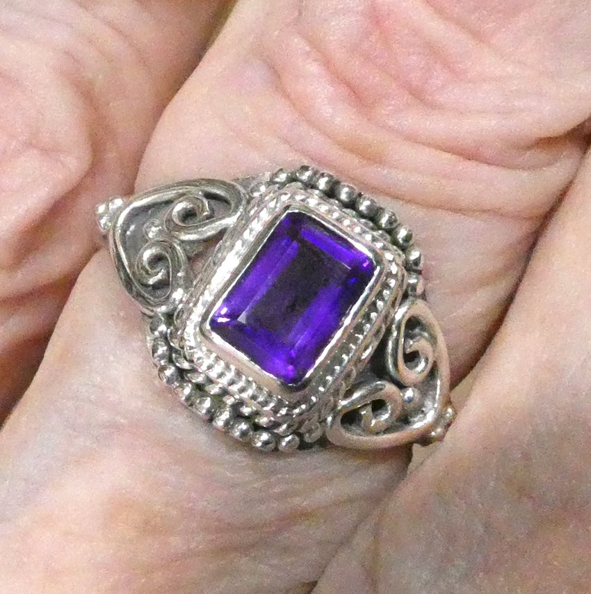 Amethyst Ring, Faceted Oblong, Ethnic Style, 925 Sterling Silver r2