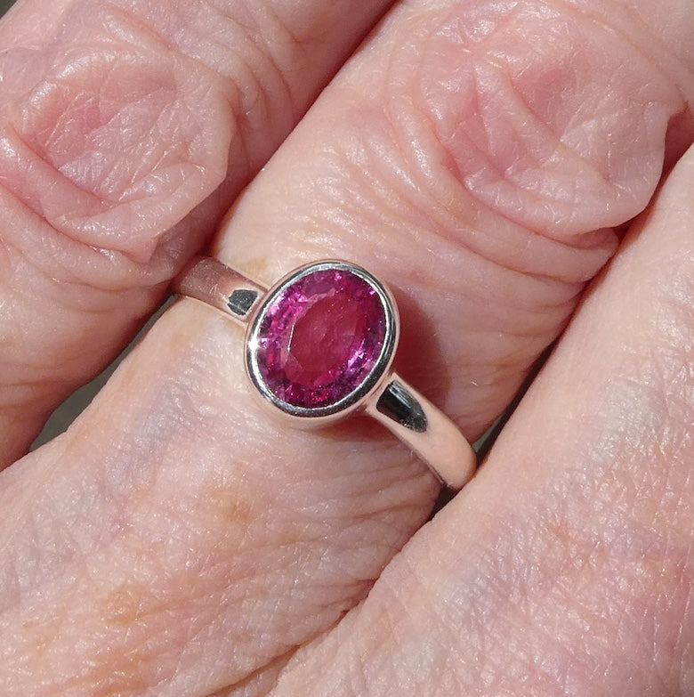 Tourmaline Ring, Pink Rubellite, Faceted Oval, 925 Sterling Silver, p1