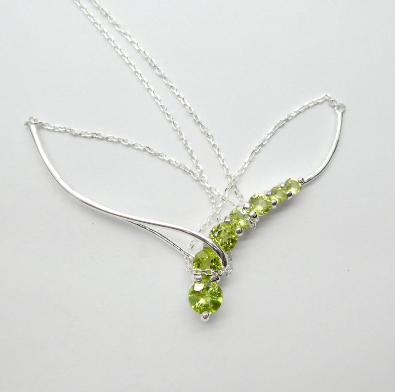 Peridot Comet Necklace, 7 Faceted Rounds, Fine Chain, 925 Silver