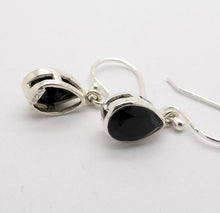 Load image into Gallery viewer, E/R Petite Black Onyx