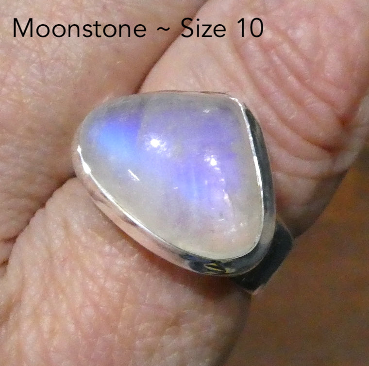 Moonstone Ring, Soft Triangle Cabochon, 925 Sterling Silver k2