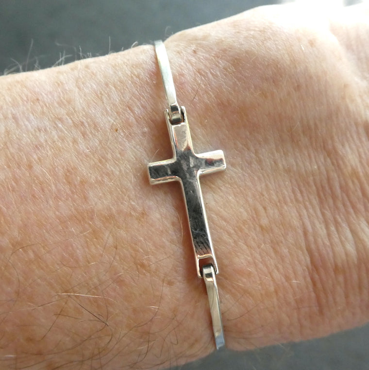 Bangle Bracelet with Cross Clasp, Medium, 925 Sterling Silver