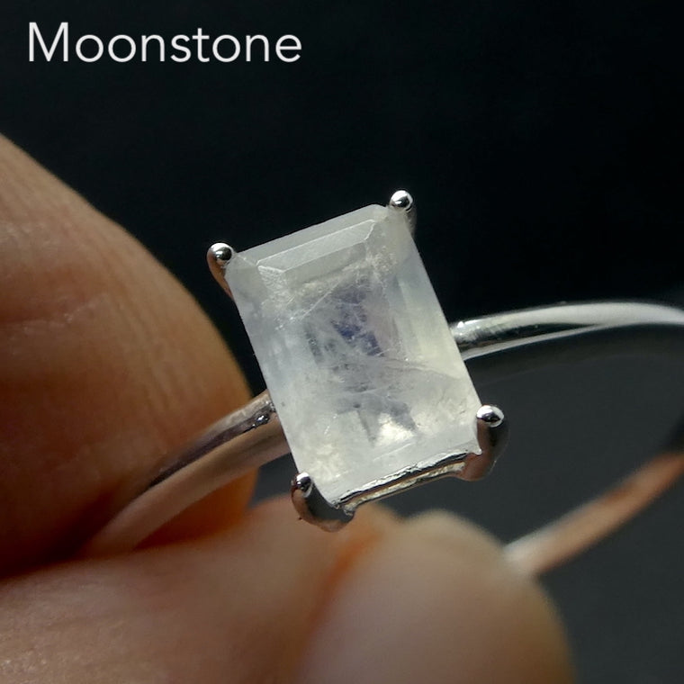 Moonstone Ring, Faceted Oblong, Signet, 925 Silver r4