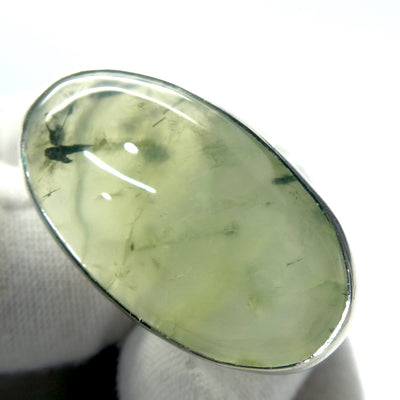 Prehnite Ring, Cabachon Oval, 925 Silver s1