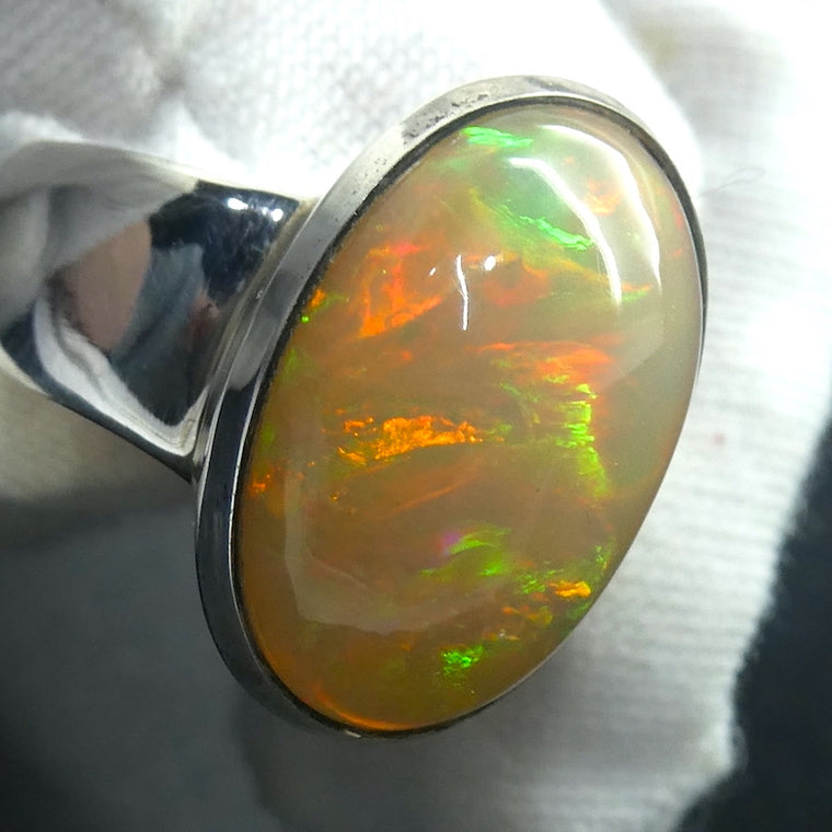 Ethiopian Opal Ring, Large Solid Oval, Colour Flash, Size 9, 925 Silver g1