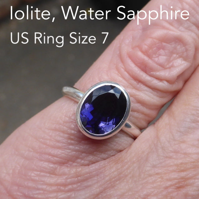 Iolite (Water Sapphire) Ring, Faceted Oval, 925 Silver p1