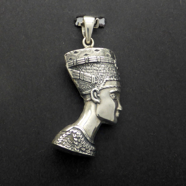 Nefertiti Pendant | 925 Sterling Silver | Double Sided | beautiful Wife of Akhenaton and part of his spiritual revolution | Stepmother of Tutankhamun | Crystal Heart Melbourne Australia since 1986