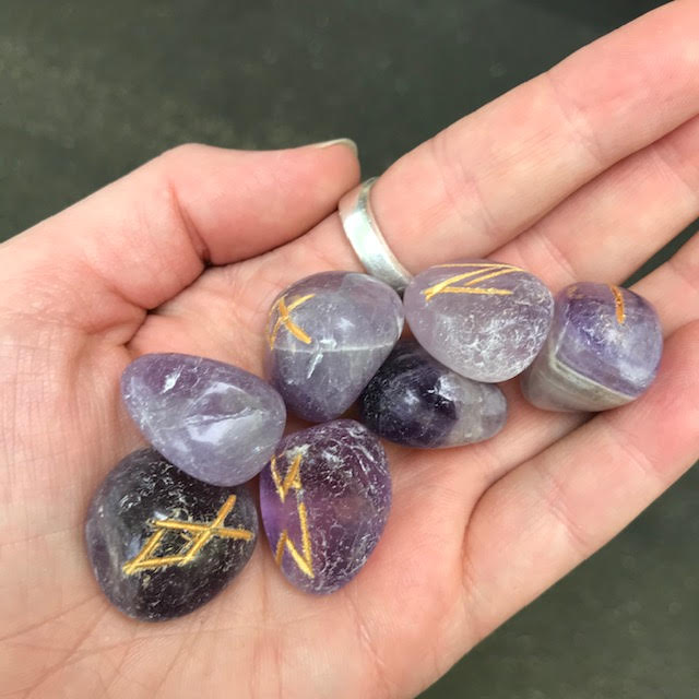 Crystal Runes | Amethyst | Black Onyx | Clear Quartz | crystal divination | Crystal Heart Australia since 1986
