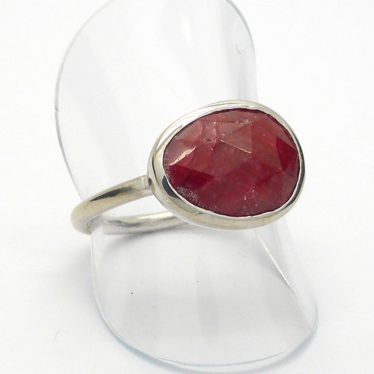 Ruby Ring, Faceted Oval, 925 Silver